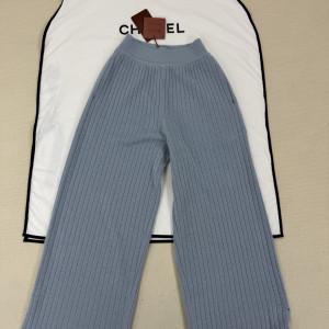 CHANEL 블루 니트 와이드팬츠