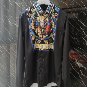 스테인드글라스 프린트 블랙 셔츠