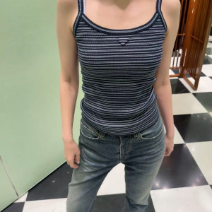 2026 봄 컬렉션 스트라이프 베스트